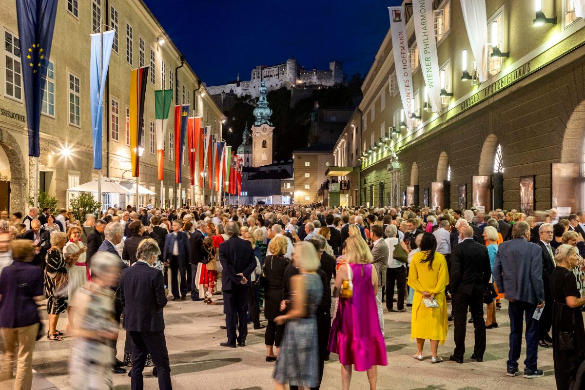 Hofstallgasse vor dem Großen Festspielhaus, Salzburg